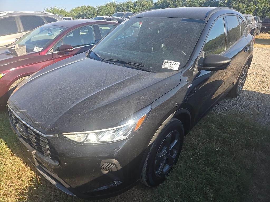 2025 Ford Escape ST Line