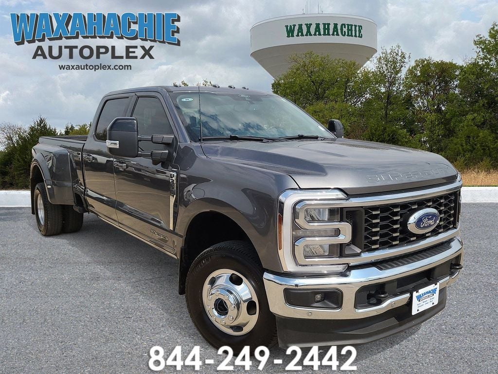 2025 Ford F-350SD Lariat DRW