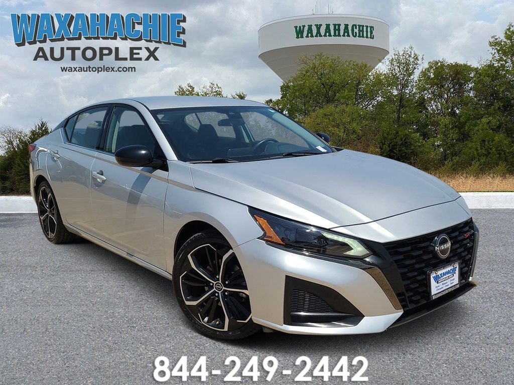 2024 Nissan Altima SR