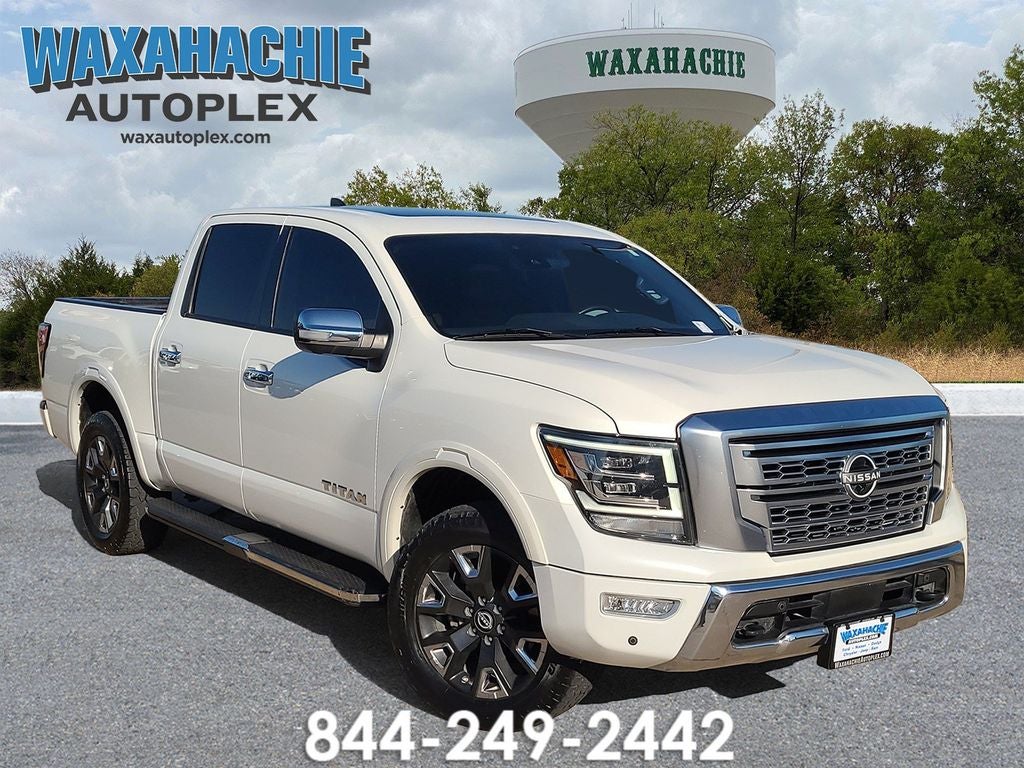 2023 Nissan Titan Crew Cab