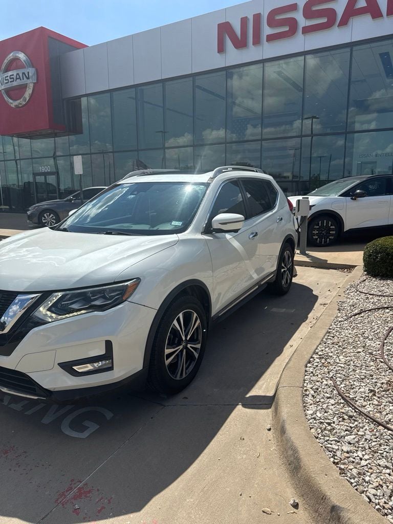 2017 Nissan Rogue SL