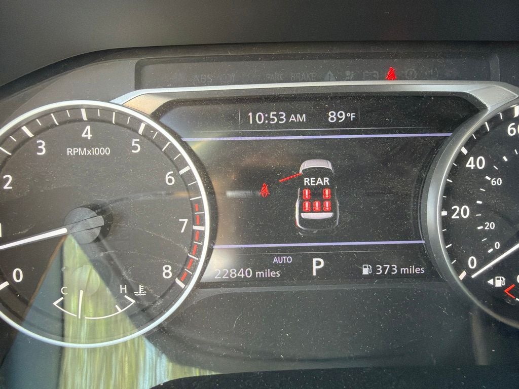 2025 Nissan Pathfinder SV