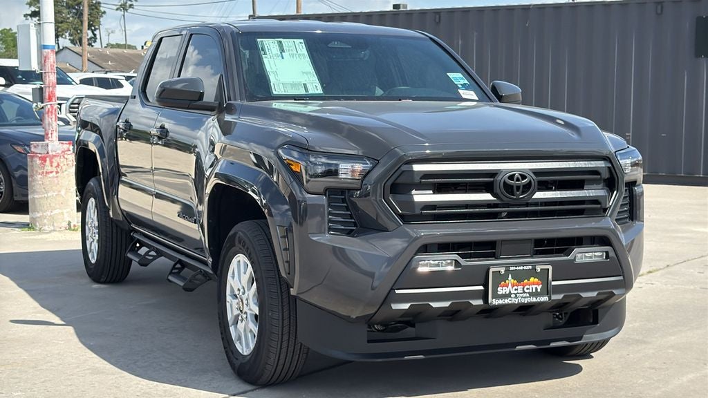 View vehicle photo 7