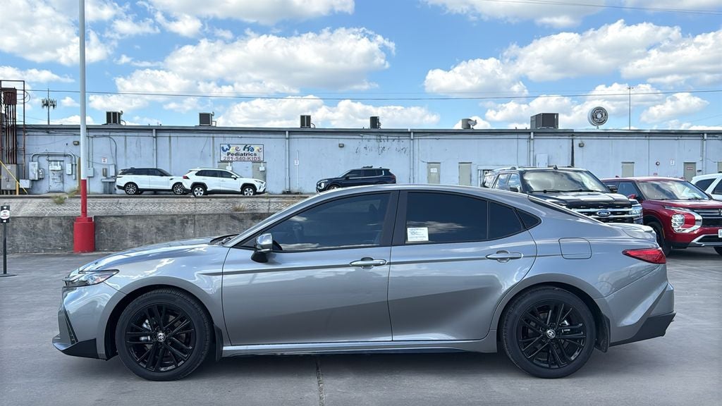 View vehicle photo 2