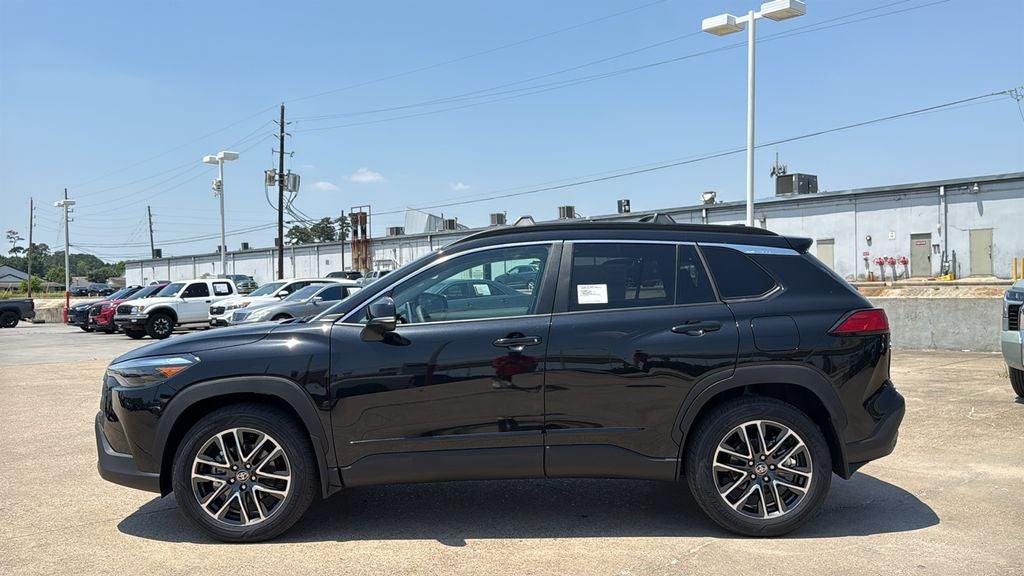 View vehicle photo 2