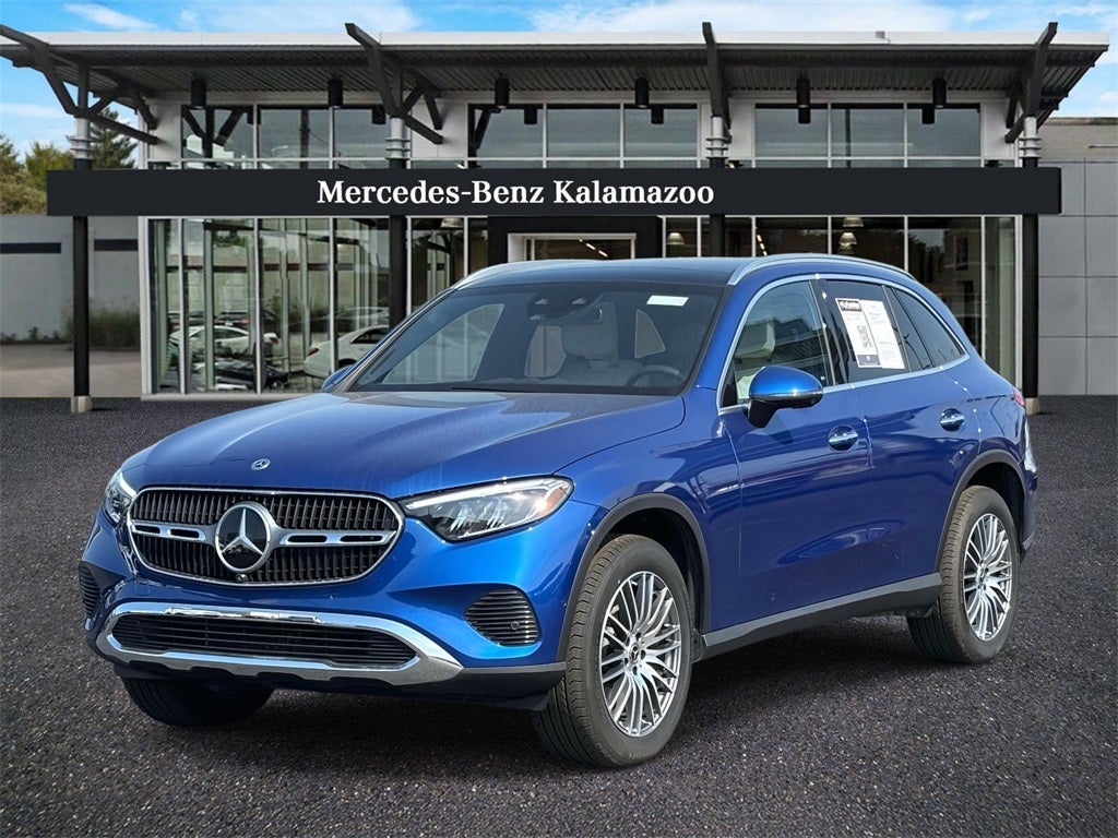 2025 Mercedes-Benz GLC