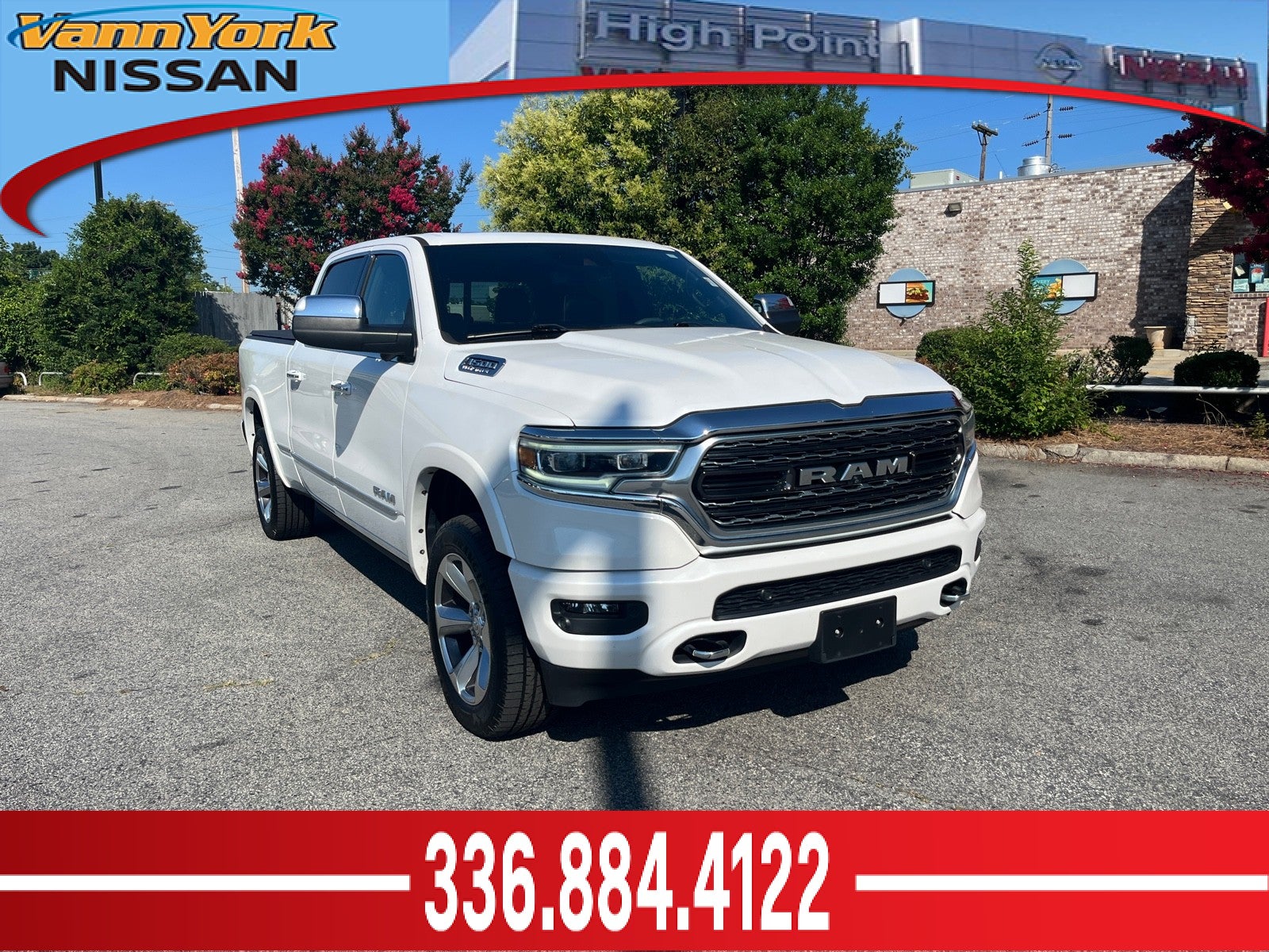 Bright White Clearcoat 2021 RAM 1500 Pickup Truck Four-Wheel Drive Automatic