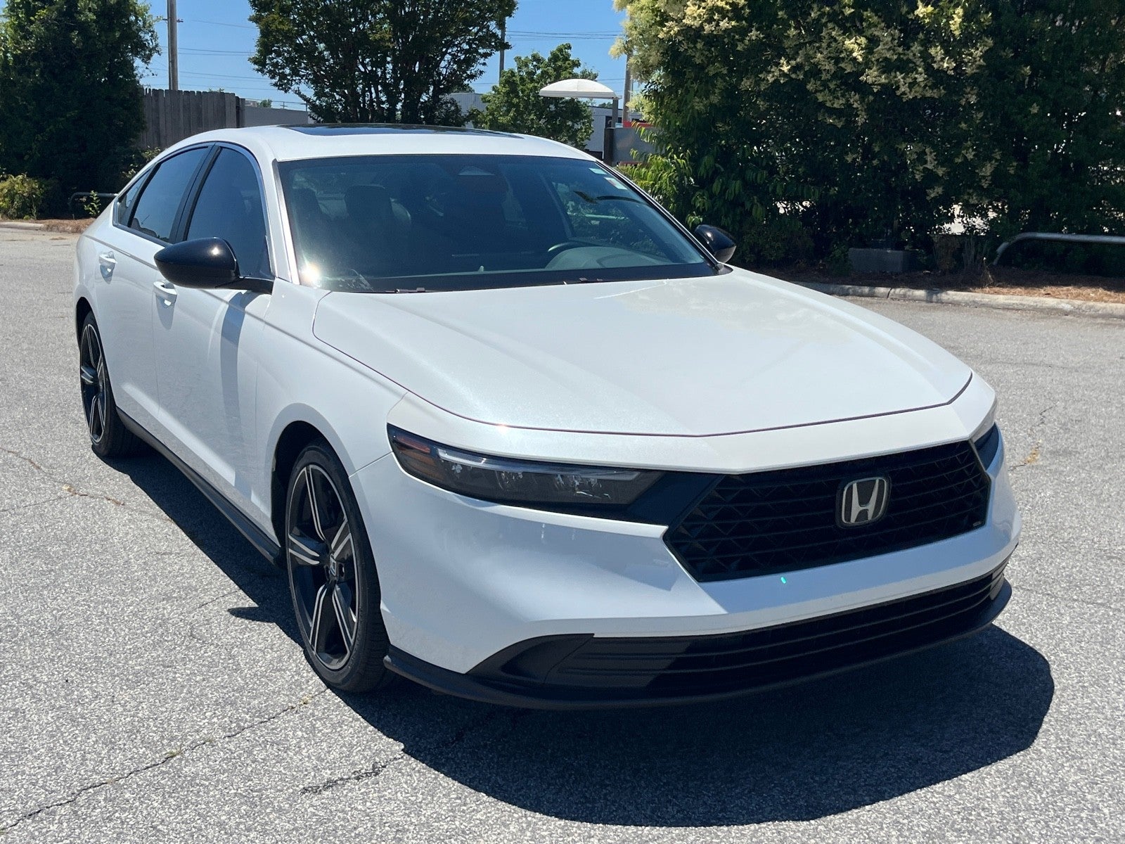 Platinum White Pearl 2024 Honda Accord Hybrid Sedan Front-Wheel Drive Automatic