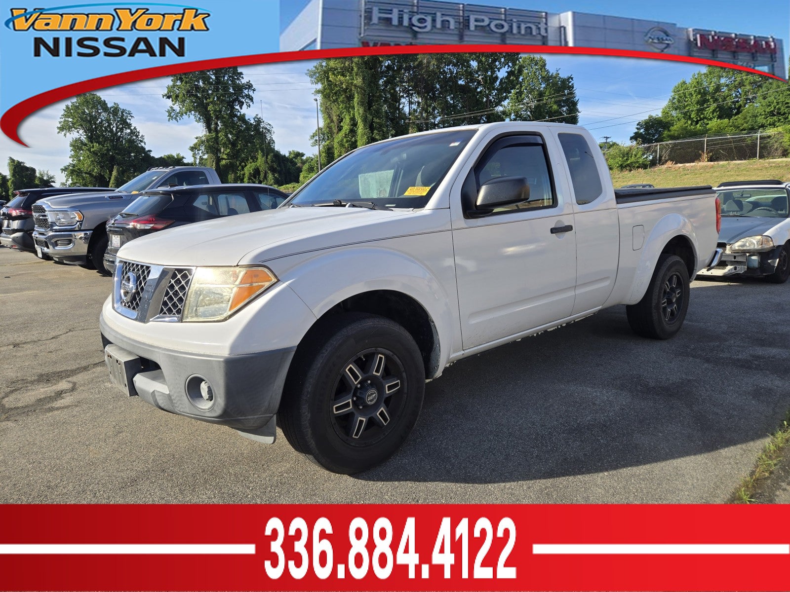  2006 Nissan Frontier XE 4dr King Cab SB with automatic   