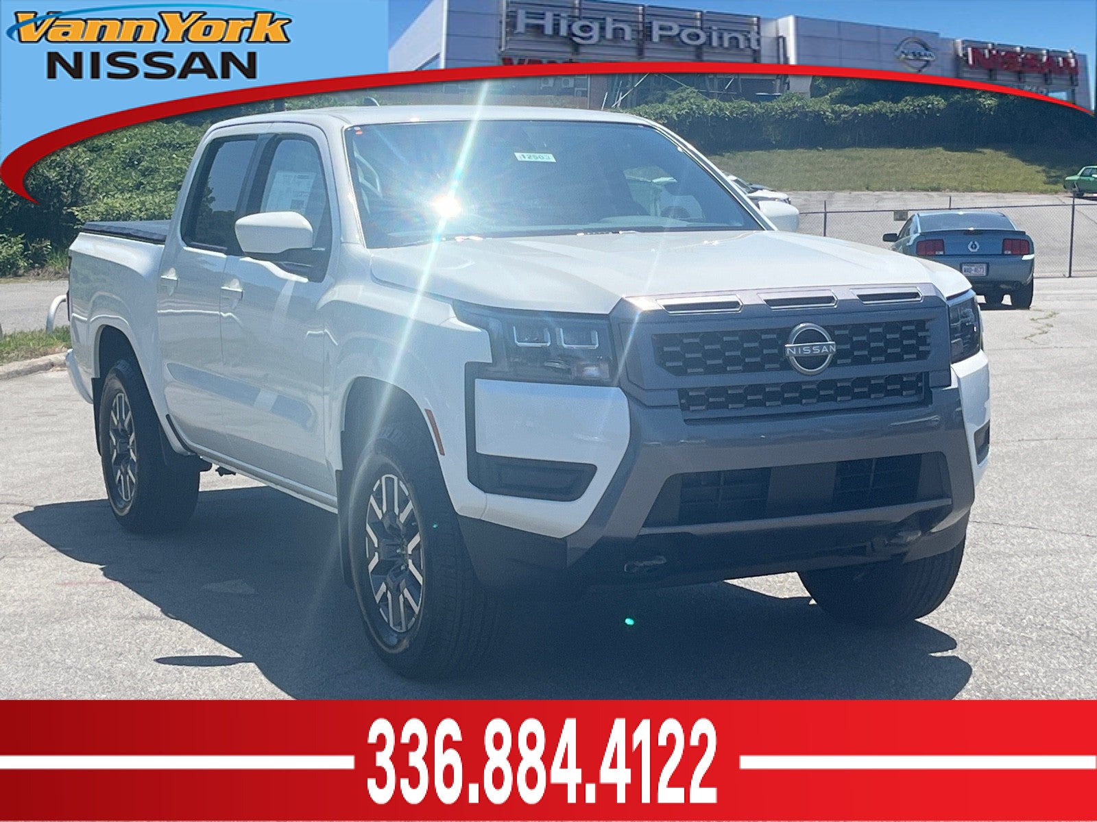 Glacier White 2026 Nissan Frontier Pickup Truck Four-Wheel Drive Automatic