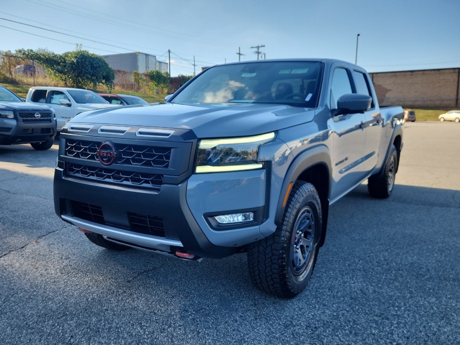 Boulder Gray Pearl 2027 Nissan Frontier Pickup Truck Four-Wheel Drive Automatic