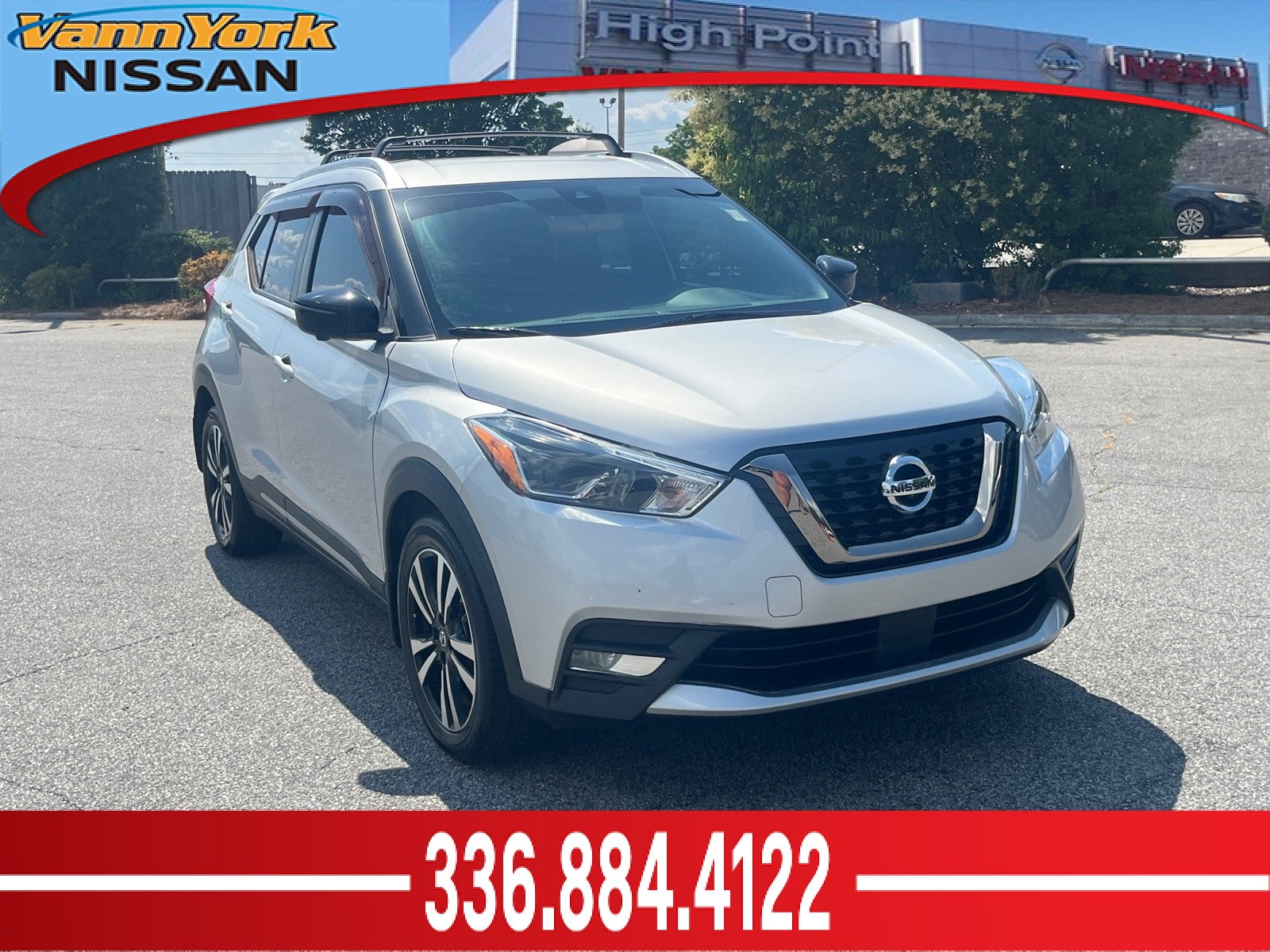  2020 Nissan Kicks SR FWD   