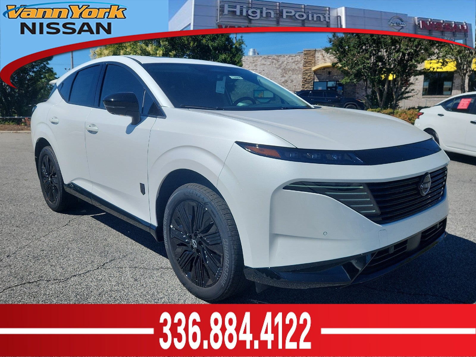 Everest White Pearl Tricoat 2027 Nissan Murano SUV / Crossover All-Wheel Drive Automatic