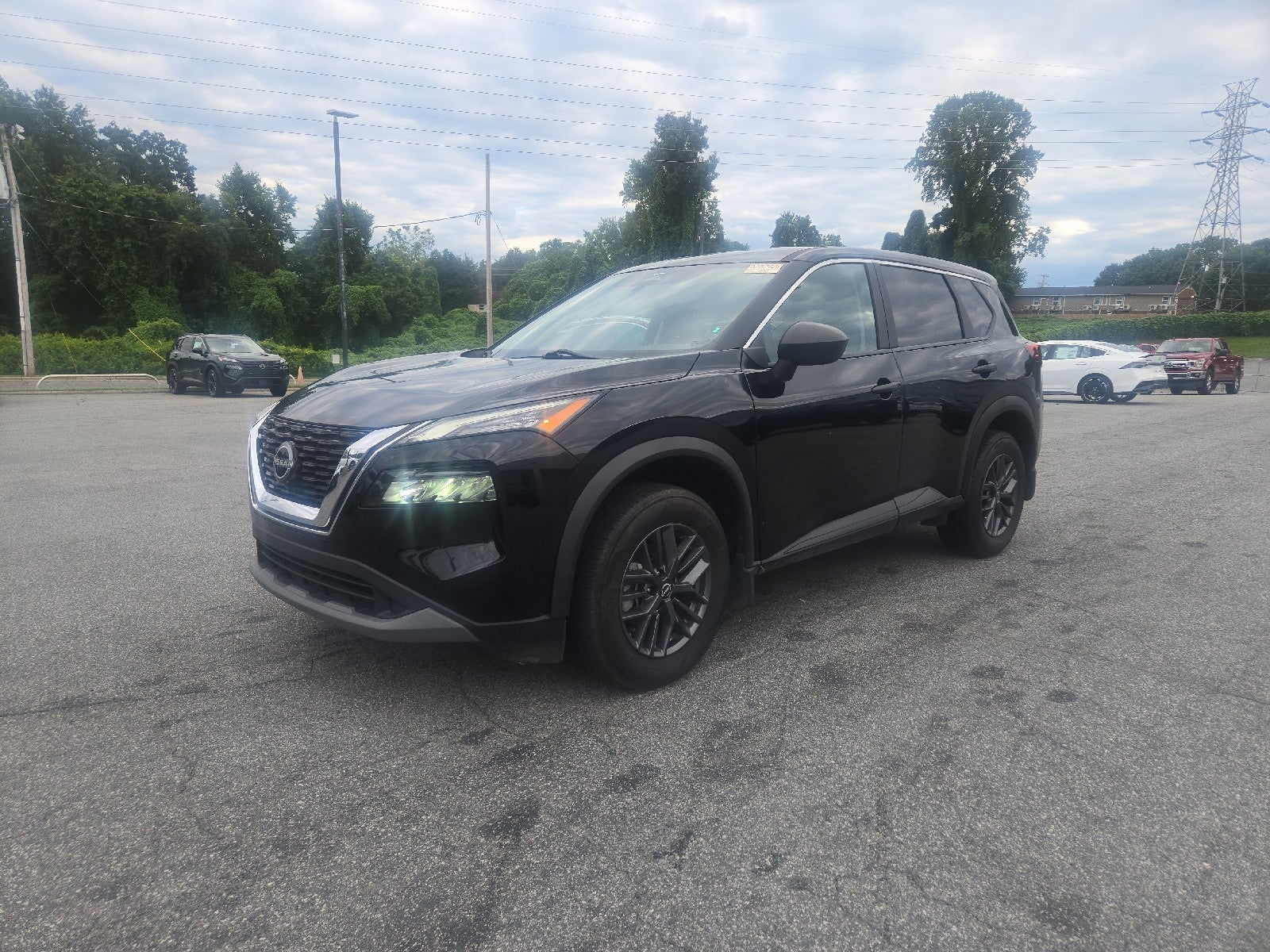 2023 Nissan Rogue S FWD