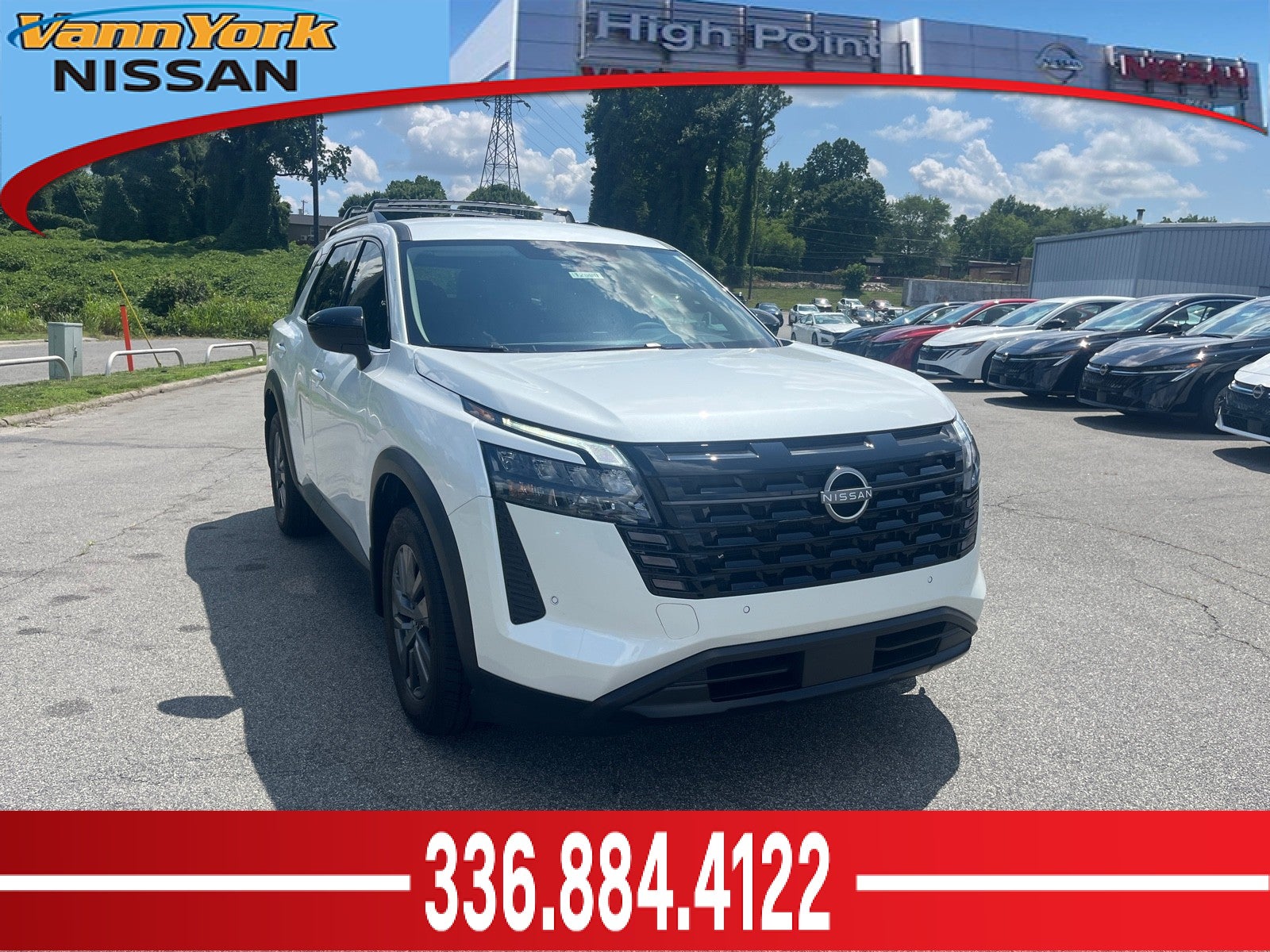 Everest White Pearl Tricoat 2026 Nissan Pathfinder SUV / Crossover All-Wheel Drive Automatic