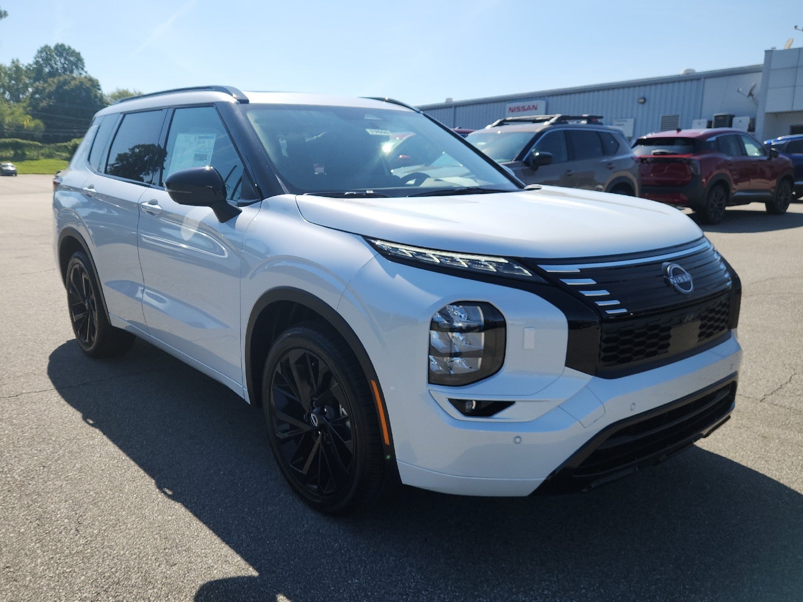 Alpine Frost 2026 Nissan Rogue Plug-In Hybrid SUV / Crossover All-Wheel Drive Automatic