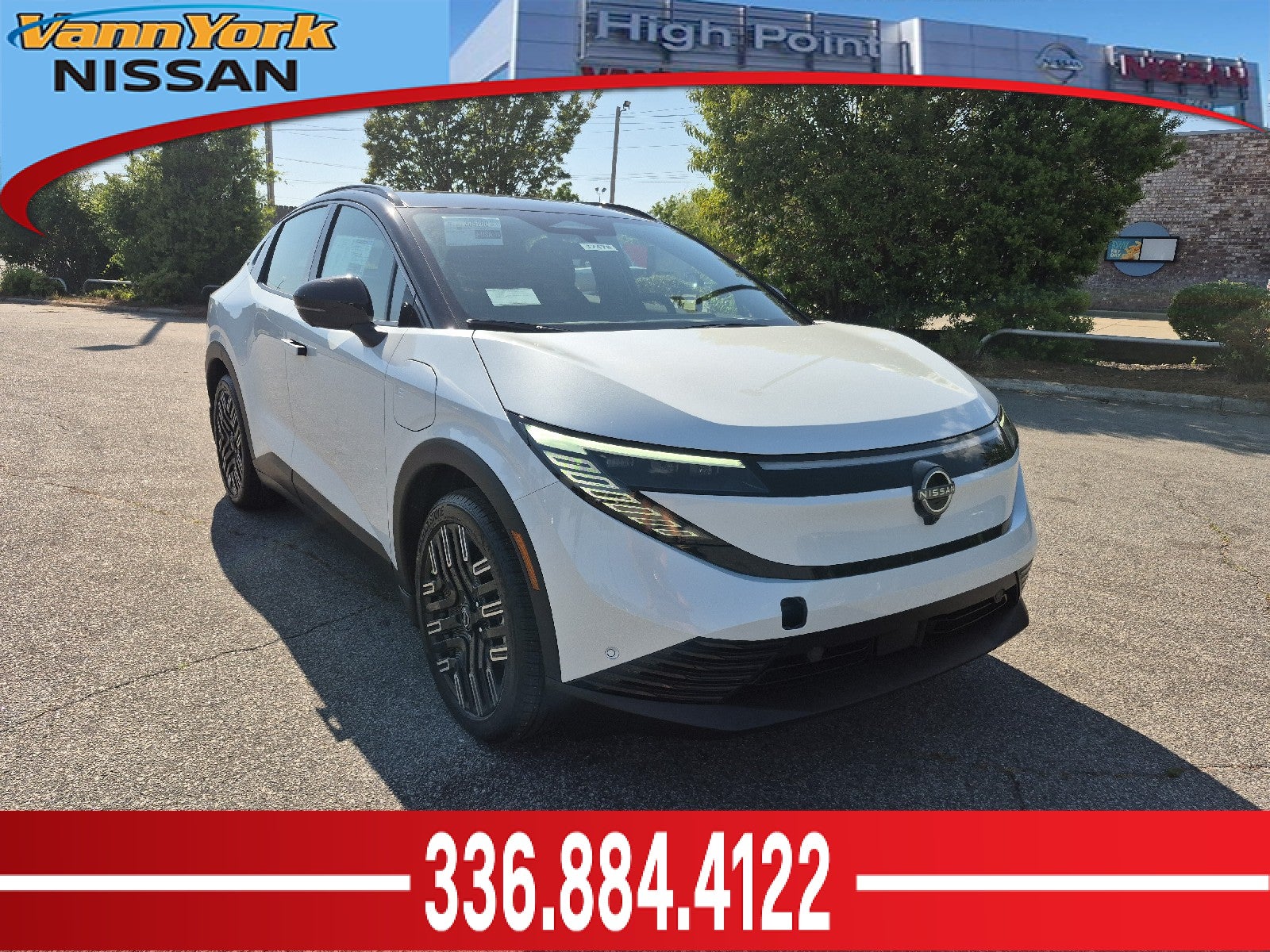 Everest White Pearl Tricoat 2026 Nissan LEAF SUV / Crossover Front-Wheel Drive Automatic