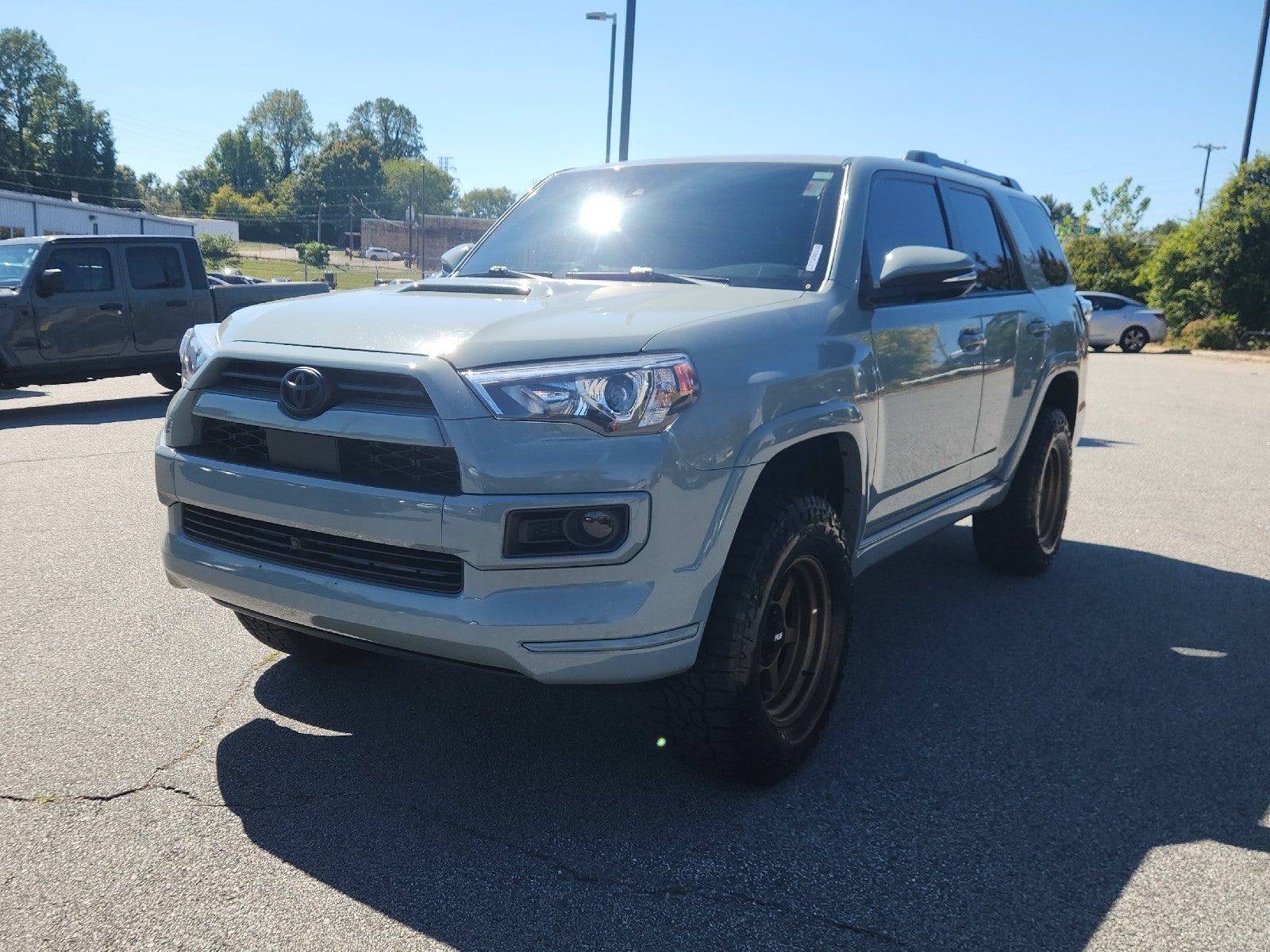 Lunar Rock 2022 Toyota 4Runner SUV / Crossover Four-Wheel Drive Automatic