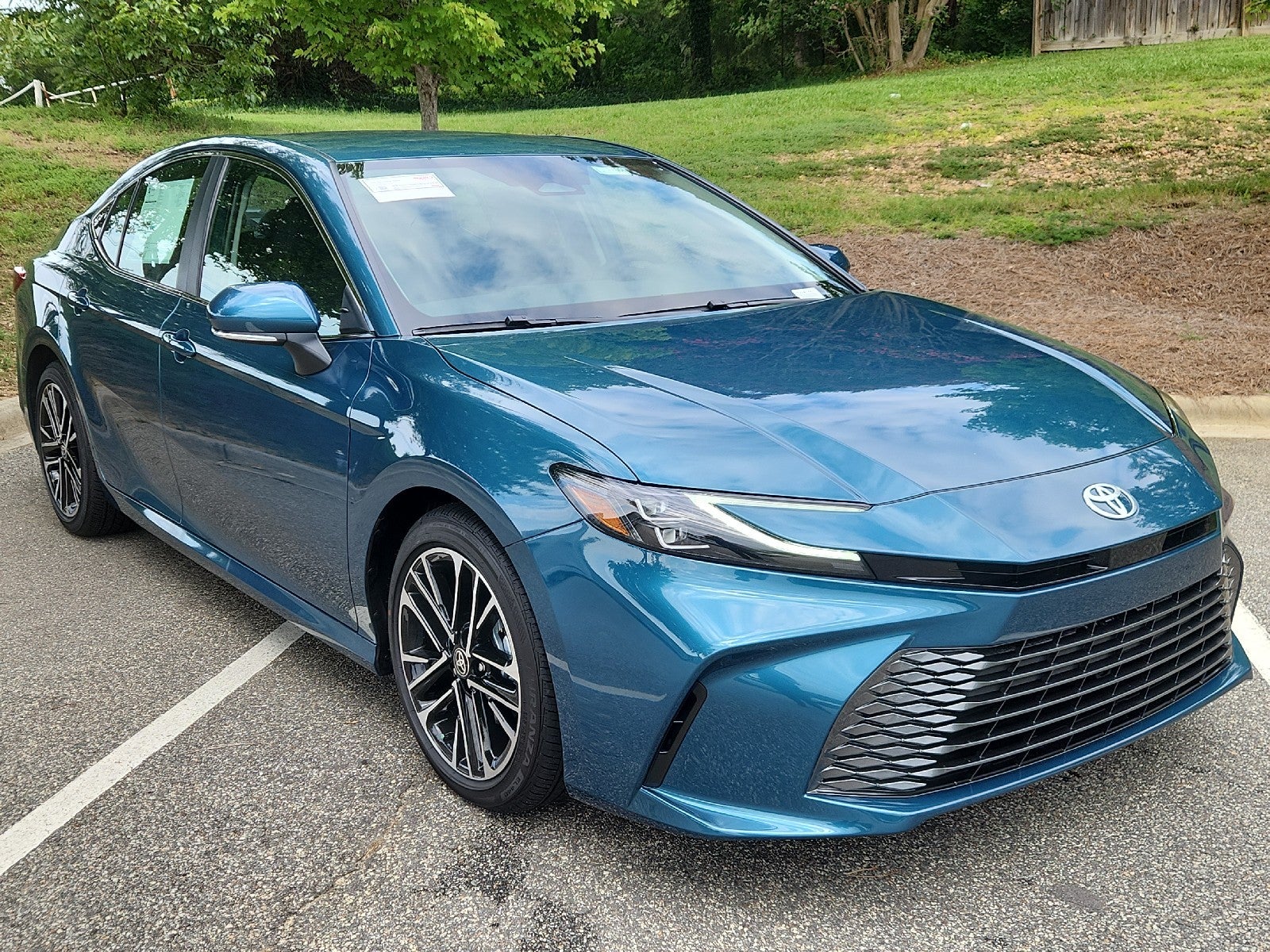 2026 Toyota Camry Ocean Gem Sedán Tracción delantera Transmisión variable continua