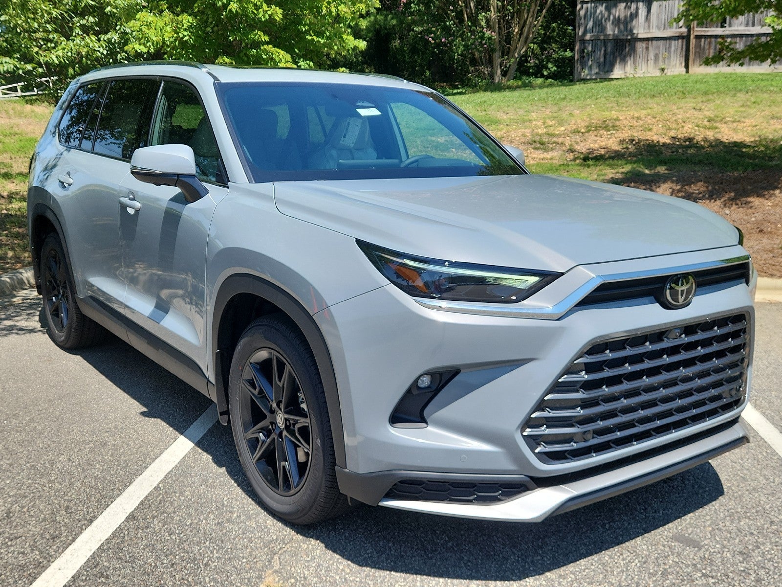 Cement 2026 Toyota Grand Highlander Hybrid  All-Wheel Drive Automatic