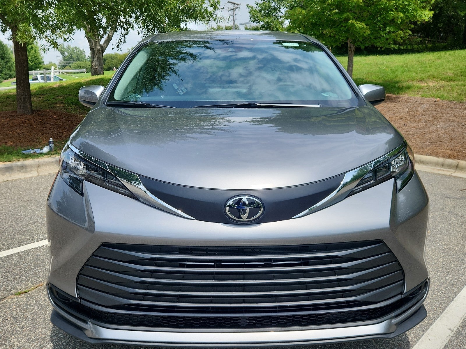 Heavy Metal 2026 Toyota Sienna Minivan All-Wheel Drive Continuously Variable Transmission
