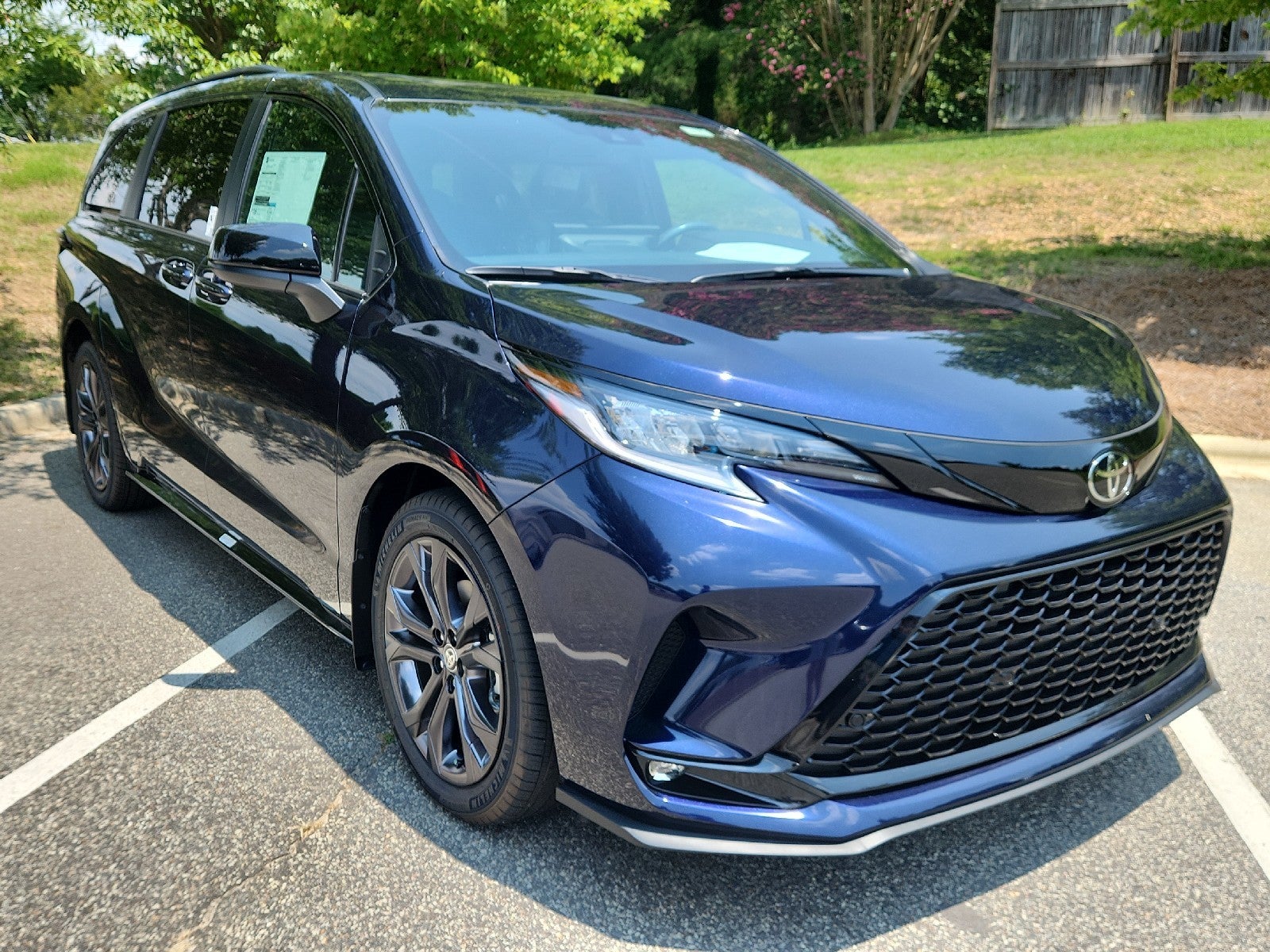 Blueprint 2026 Toyota Sienna Minivan Front-Wheel Drive Continuously Variable Transmission