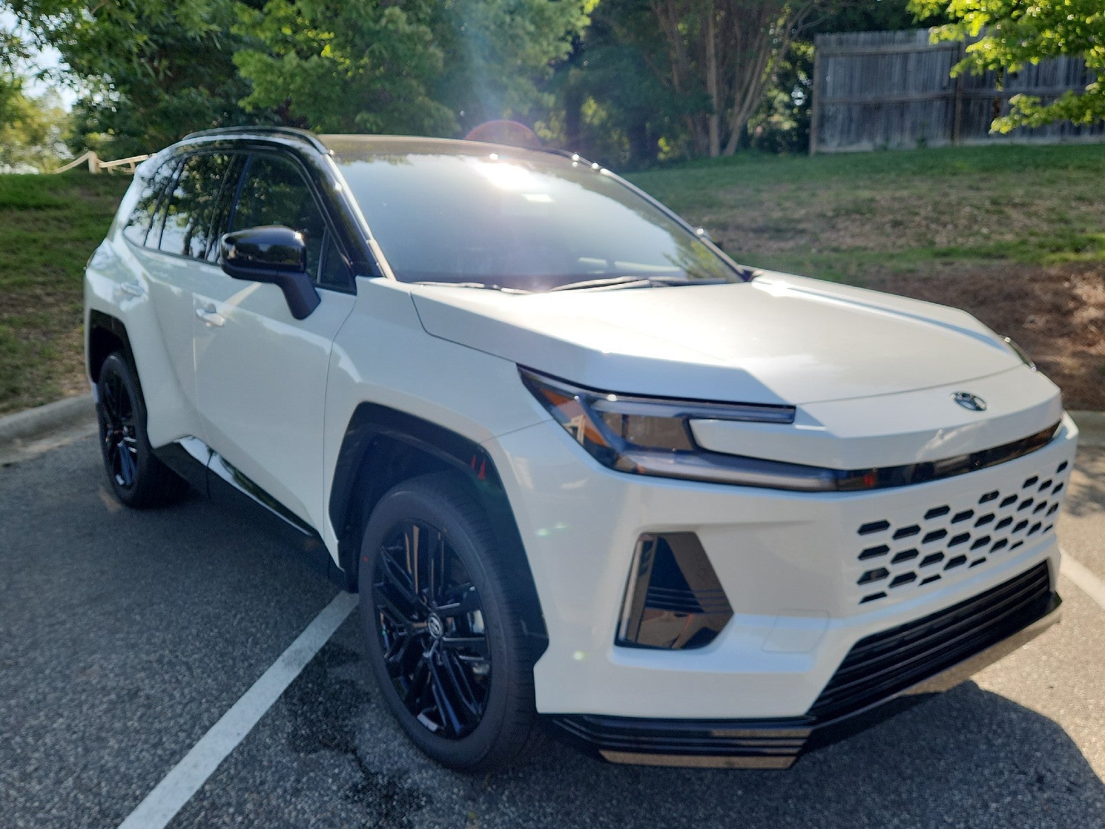 Wind Chill Pearl With Midnight Black Metallic Roof 2026 Toyota RAV4 Plug-in Hybrid SUV / Crossover  Continuously Variable Transmission
