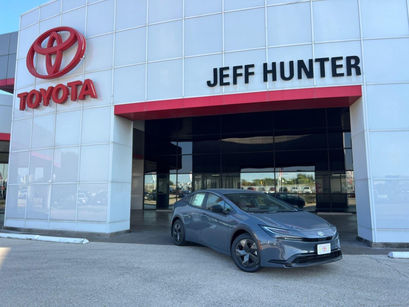 2026 Toyota Prius LE FWD