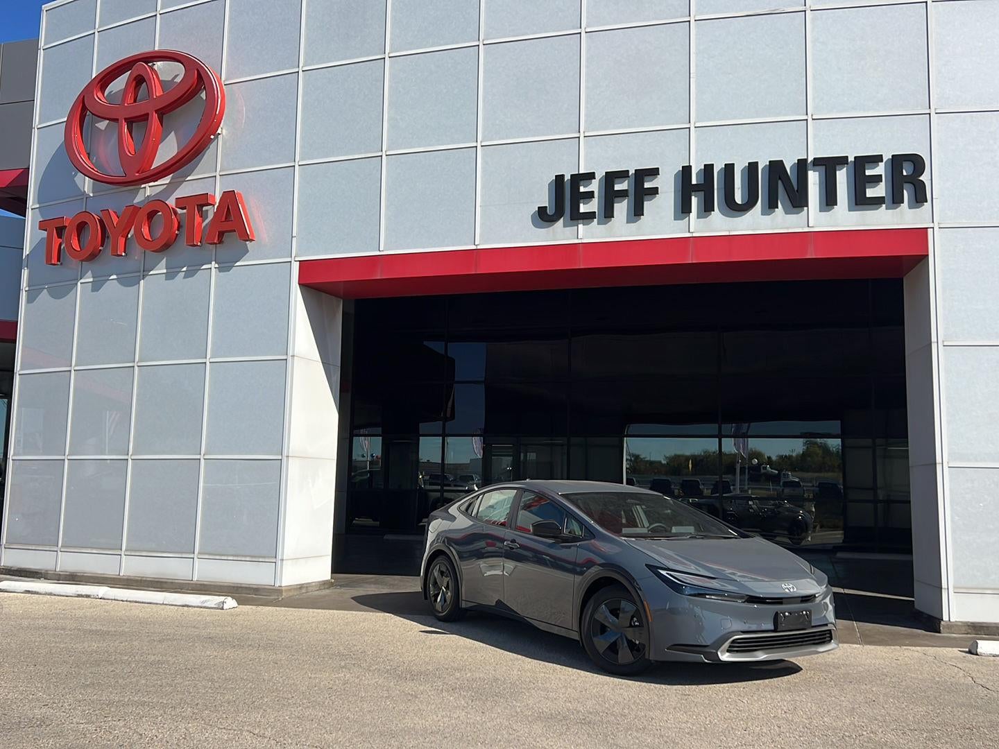 2026 Toyota Prius Plug-In Hybrid SE FWD