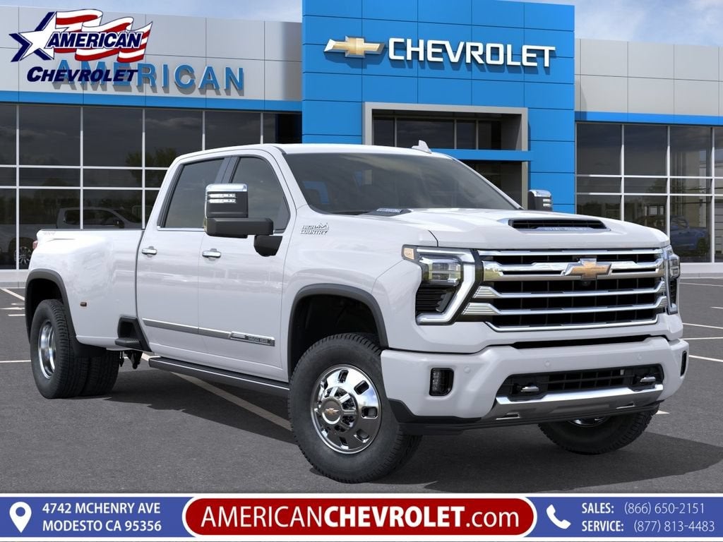 Summit White 2026 Chevrolet Silverado 3500HD Pickup Truck Four-Wheel Drive Automatic