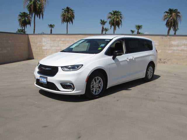 2024 Chrysler Pacifica