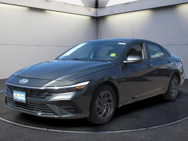 2024 Hyundai Elantra