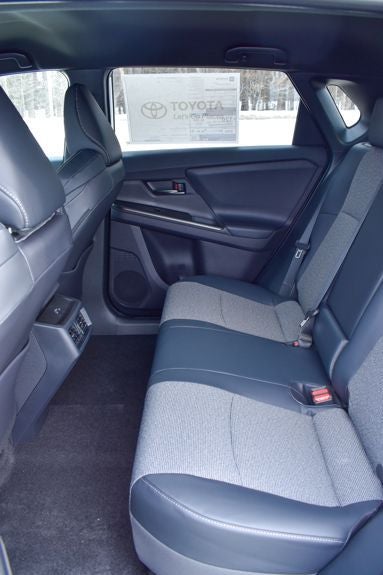View vehicle photo 5