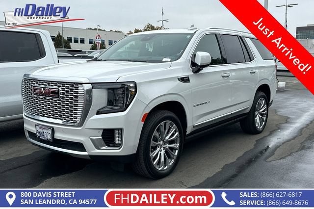 White Frost Tricoat 2024 GMC Yukon SUV / Crossover Four-Wheel Drive Automatic