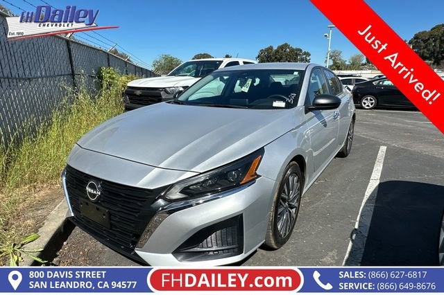 2024 Nissan Altima 2.5 SV FWD