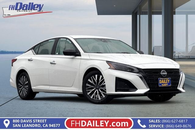 2025 Nissan Altima 2.5 SV FWD