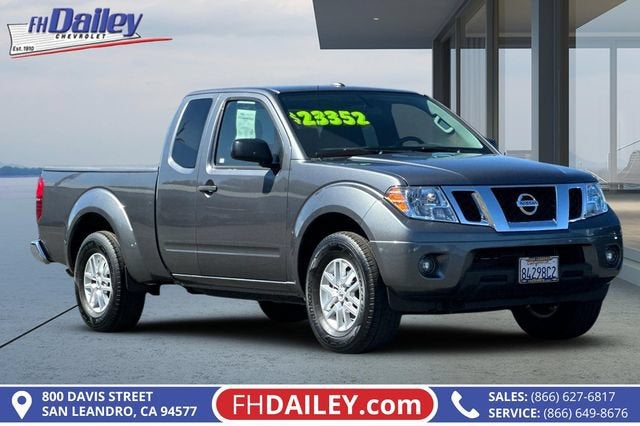 Gray (Gun Metallic) 2016 Nissan Frontier Pickup Truck Four-Wheel Drive Automatic