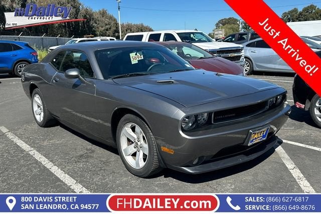 2012 Dodge Challenger SXT Plus RWD