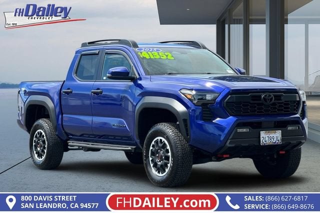 Blue Crush Metall 2025 Toyota Tacoma Pickup Truck  