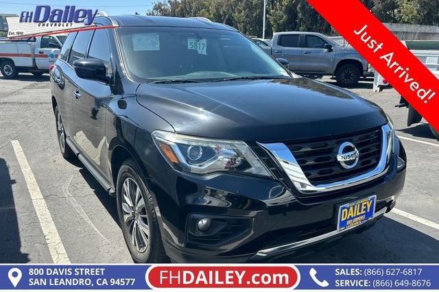 Gray (Magnetic Black) 2020 Nissan Pathfinder SV FWD SUV / Crossover Front-Wheel Drive Automatic