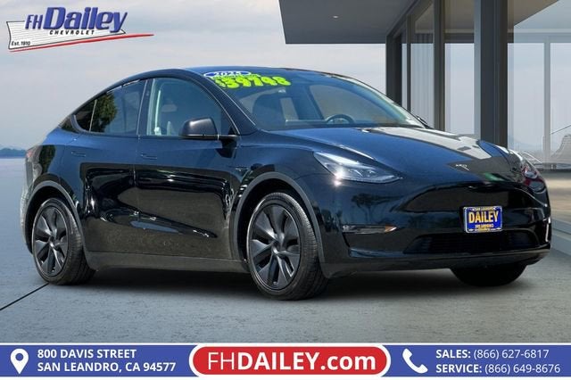  2025 Tesla Model Y Long Range AWD   