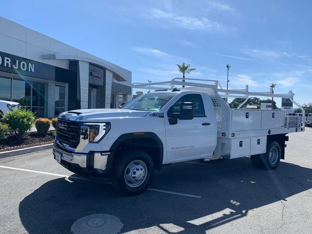 Summit White 2026 GMC Sierra 3500HD Chassis Pickup Truck Four-Wheel Drive Automatic
