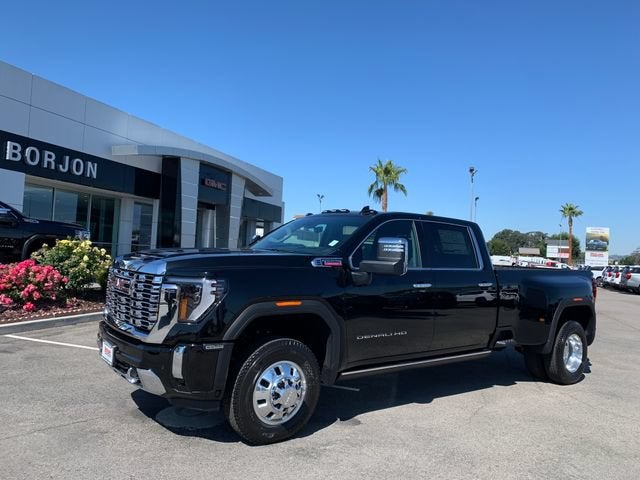 Onyx Black 2026 GMC Sierra 3500HD Pickup Truck Four-Wheel Drive Automatic
