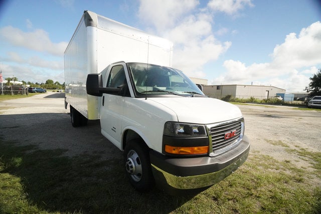 Summit White 2026 GMC Savana Chassis Van Rear-Wheel Drive Automatic