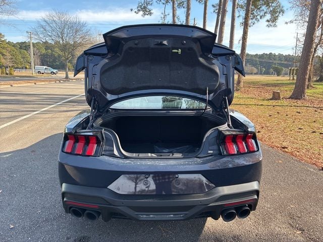 2026 Ford Mustang DARK HORSE 2dr Car Slide 16