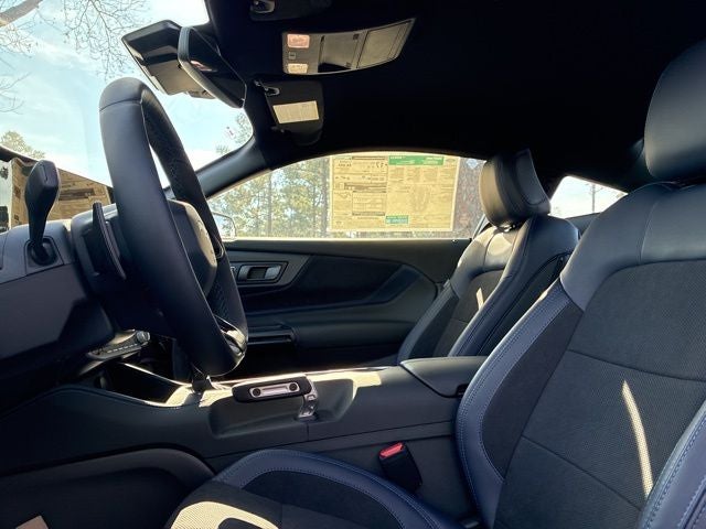 2026 Ford Mustang DARK HORSE 2dr Car Slide 20
