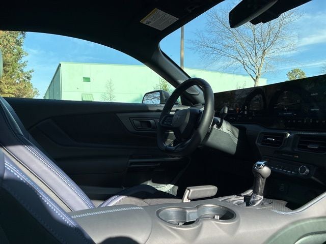 2026 Ford Mustang DARK HORSE 2dr Car Slide 22