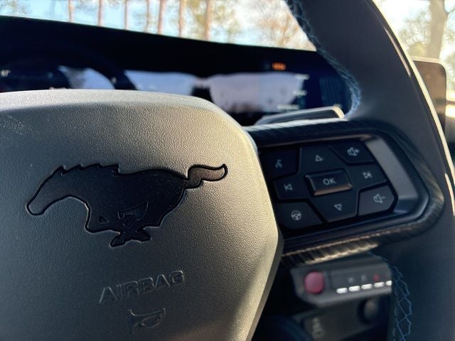 2026 Ford Mustang DARK HORSE 2dr Car Slide 27
