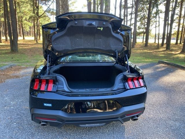 2026 Ford Mustang ECOBOOST 2dr Car Slide 16