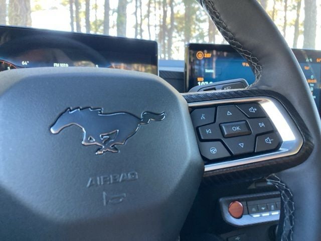 2026 Ford Mustang ECOBOOST 2dr Car Slide 26
